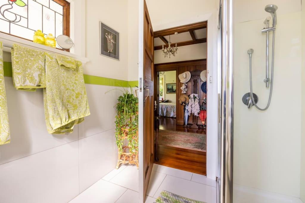 History @ Renall Masterton Esterno foto
